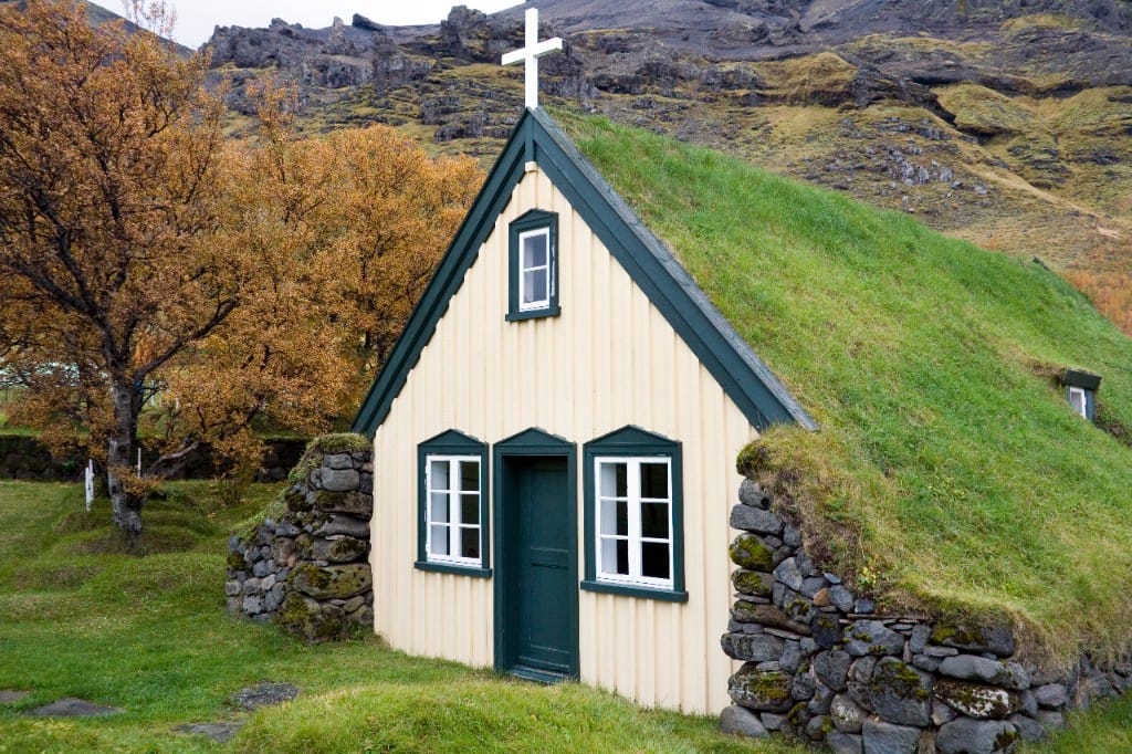 Neighbourhood & Village Walks — luxury cruise experience