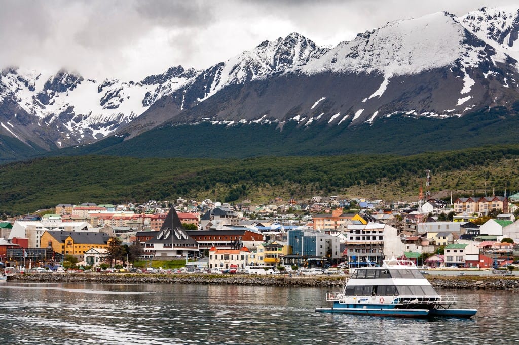 Gateway town immersions — luxury cruise shore experience