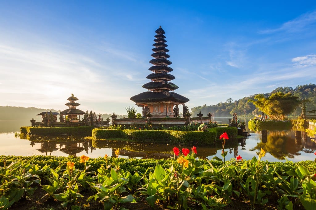 Countryside & island escapes — luxury cruise shore experience